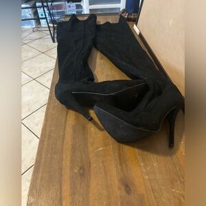 Elegant Black Women's Boots‎